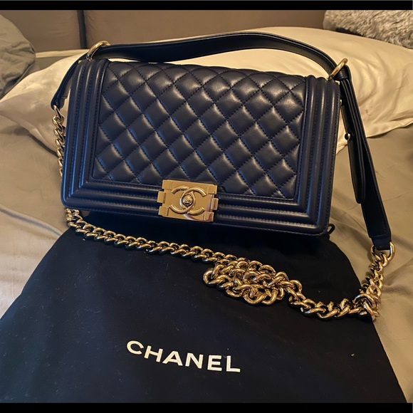 chanel boy navy
